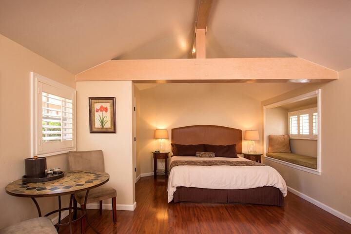 Sunset Inn