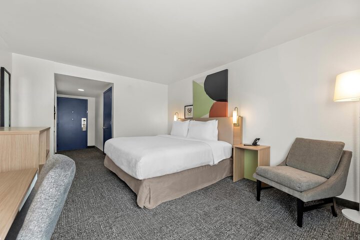 Spark by Hilton Biloxi Ocean Springs