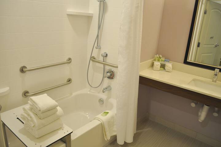 Room 19 of 45