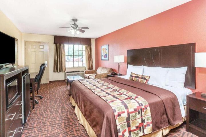 The Richland Lodge