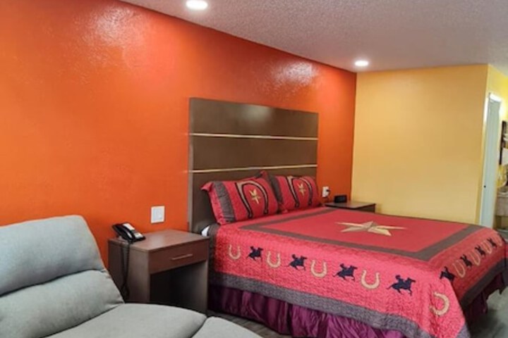 Chaparral Motel