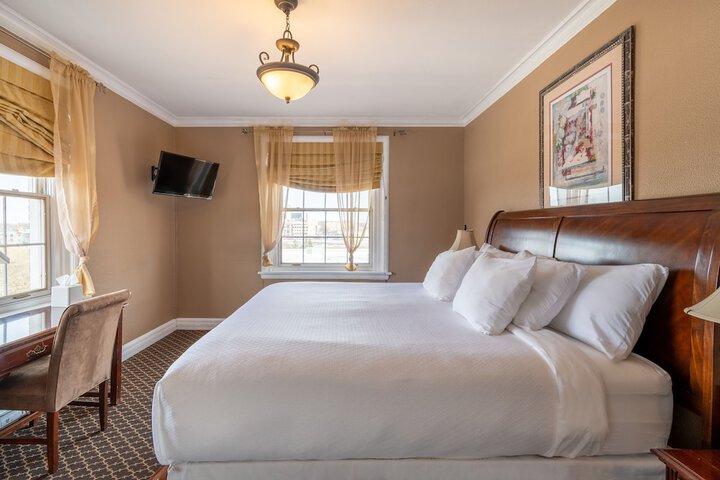 Room 31 of 62