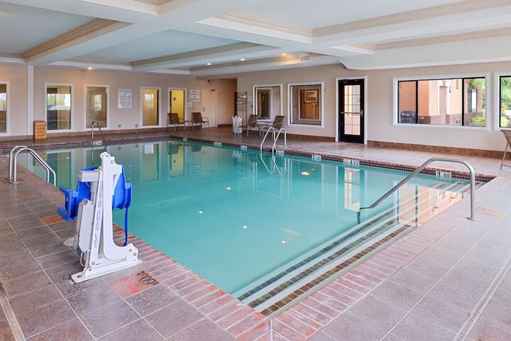 Pool 10 of 47