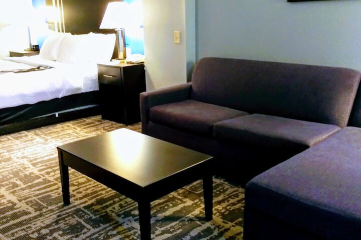 Room 36 of 47