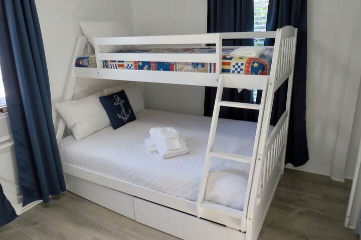 Room 47 of 104