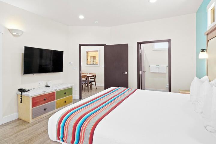 Bluff Dwellings Resort