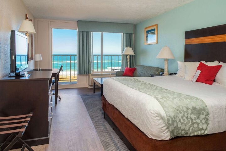 Ramada Plaza by Wyndham Nags Head Oceanfront