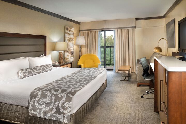 Room 46 of 80