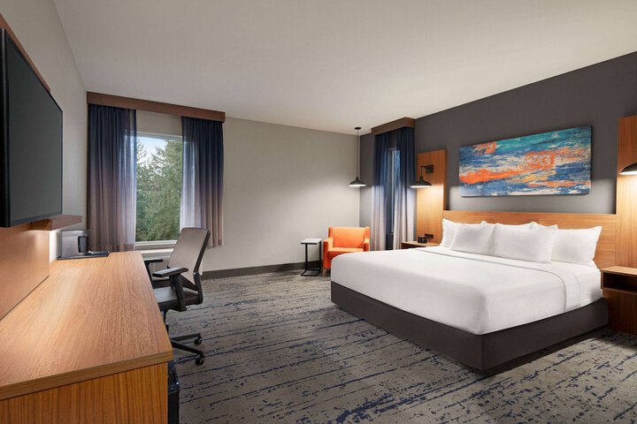 Room 32 of 57
