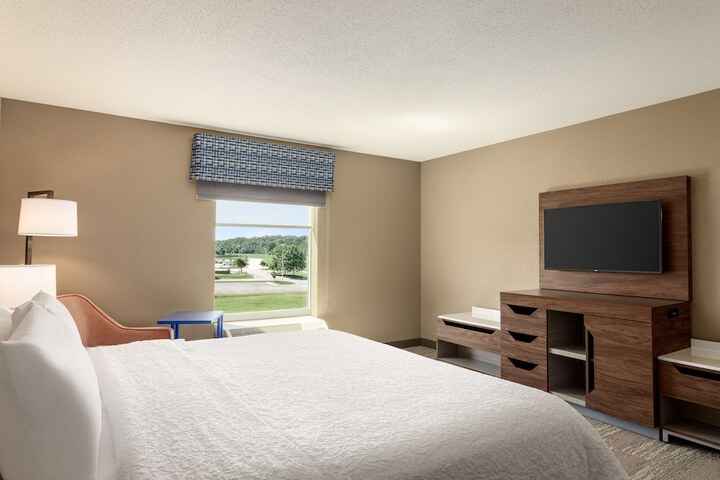 Room 13 of 29