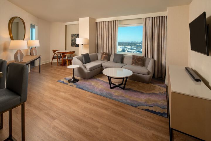 Room 40 of 122