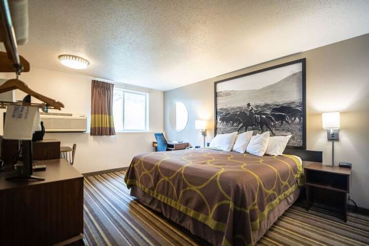 Super 8 by Wyndham Custer / Crazy Horse Area