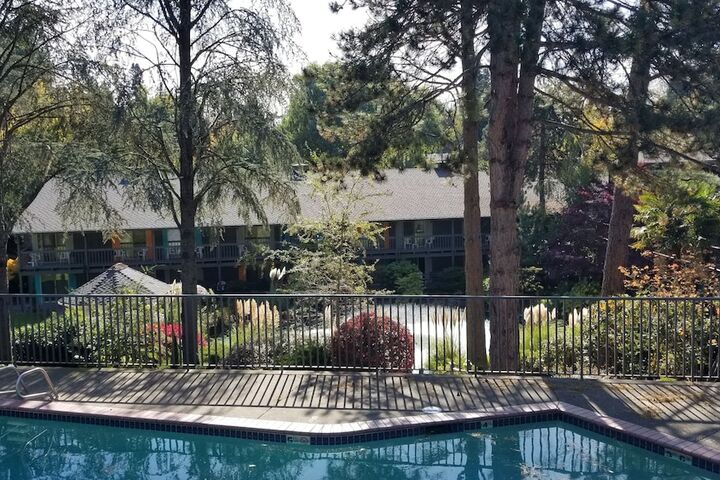 Pool 12 of 92