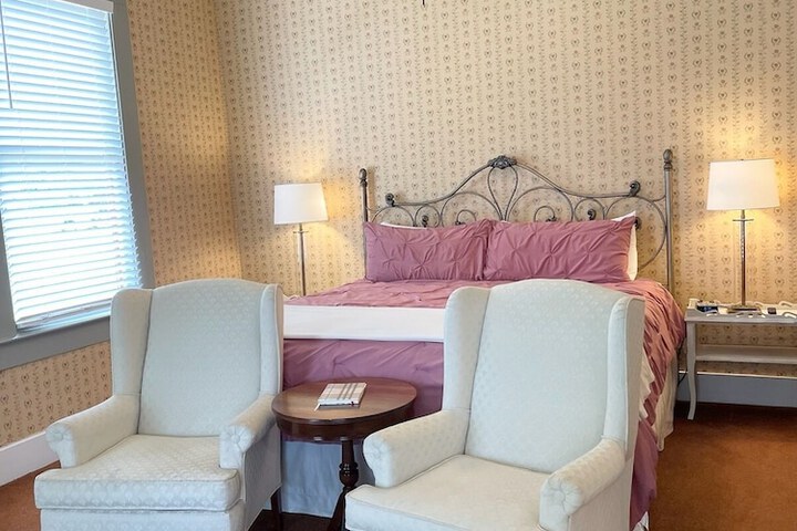 Room 101 of 150