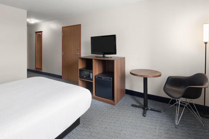 Super 8 by Wyndham Trois-Rivieres