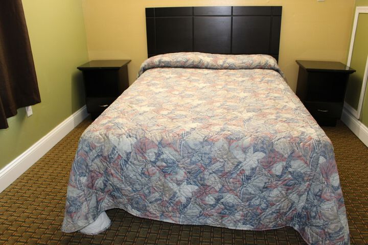 Room 17 of 25