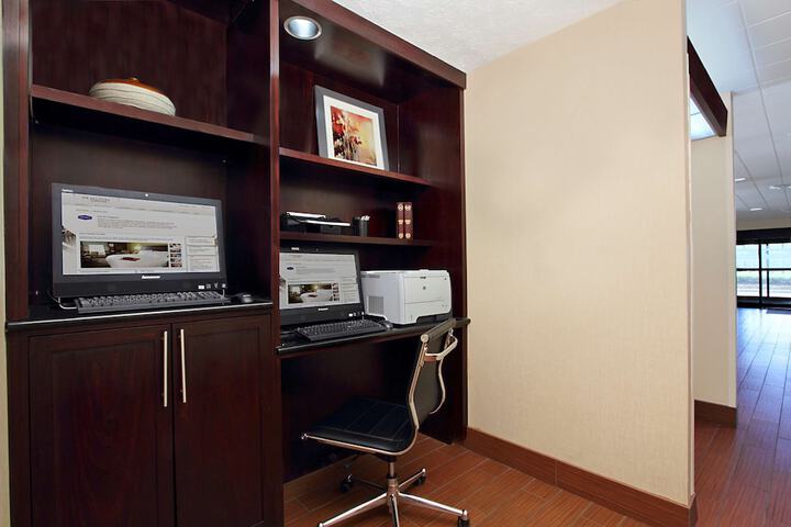 Business Center 46 of 46