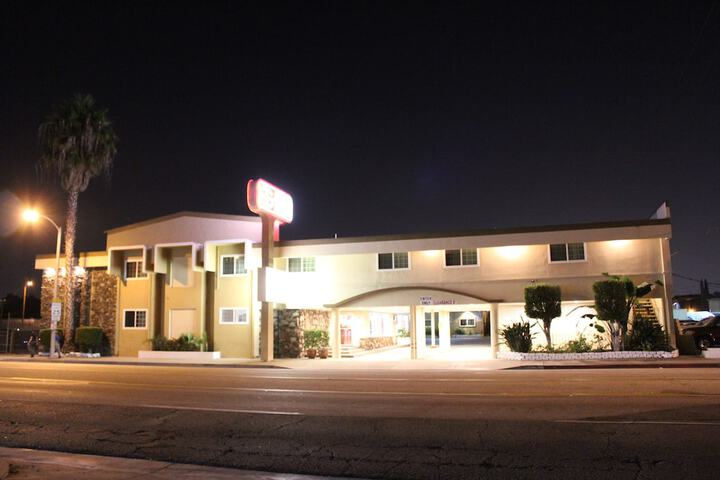 Hotel 2 of 72