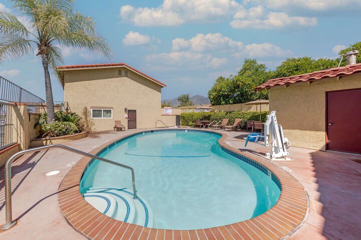 Pool 6 of 36