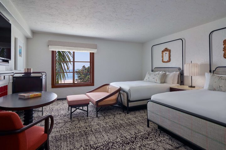 Room 14 of 75