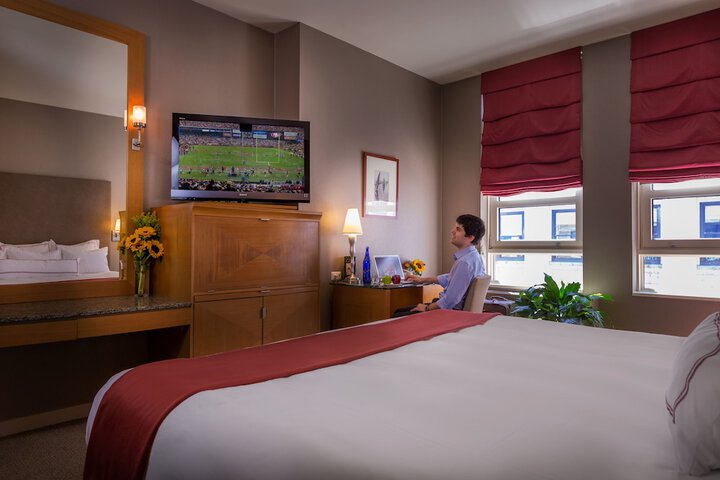 Room 30 of 44