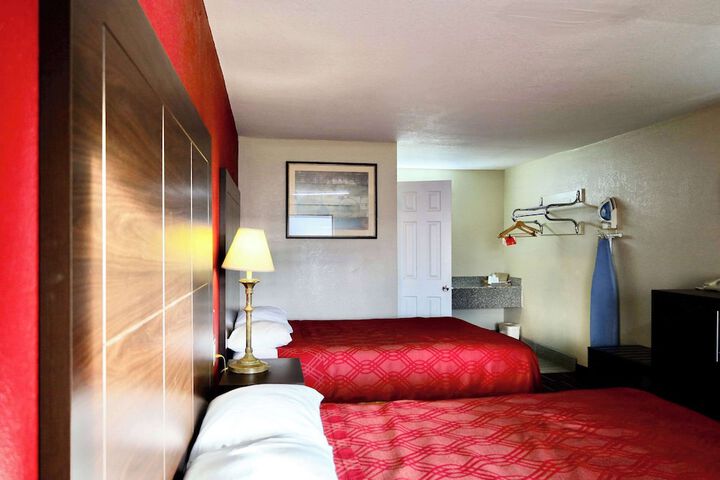 Room 16 of 22