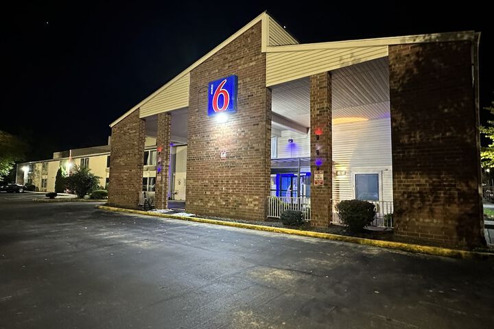 Hotel 3 of 67