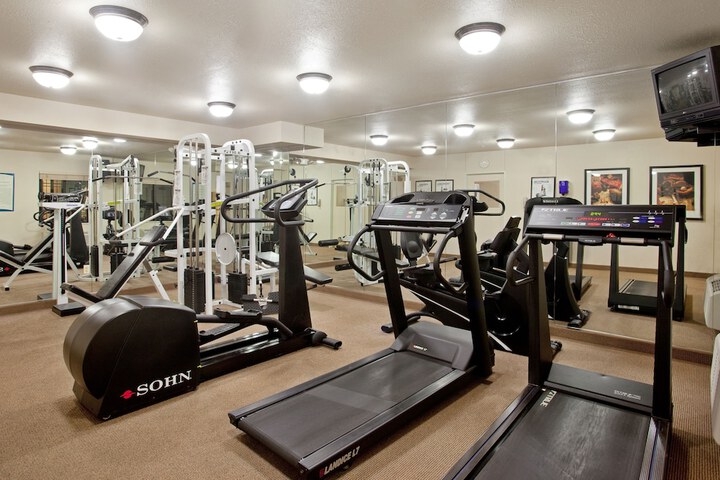 Staybridge Suites Lincolnshire by IHG