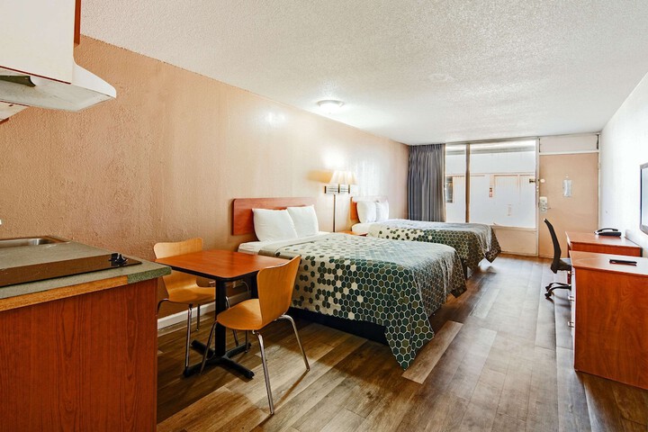 Room 39 of 49