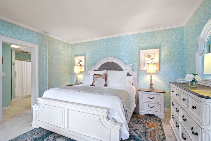 Westbrook Inn B & B