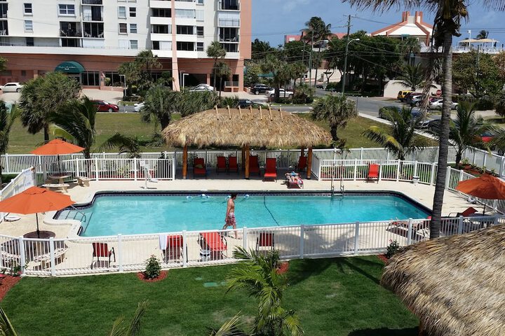 Pool 24 of 117