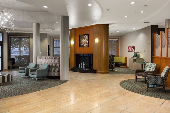 Hotel Interior 9 of 33
