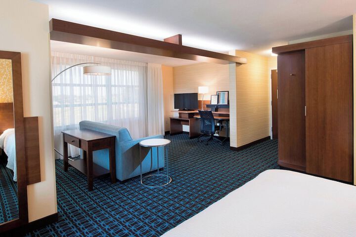 Room 14 of 36