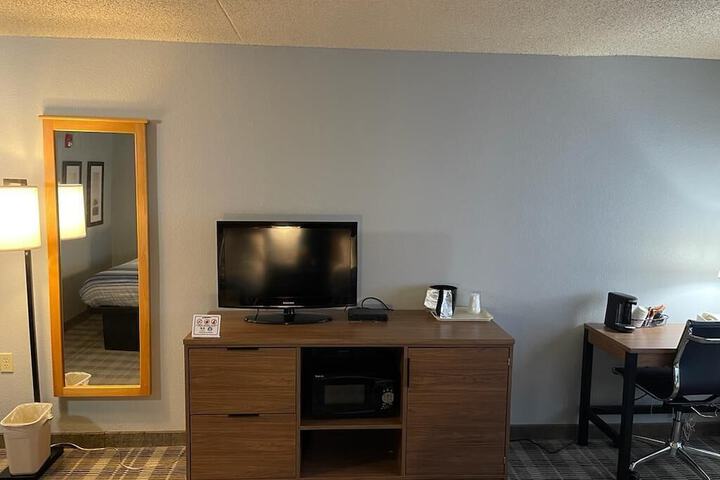 Room 76 of 111