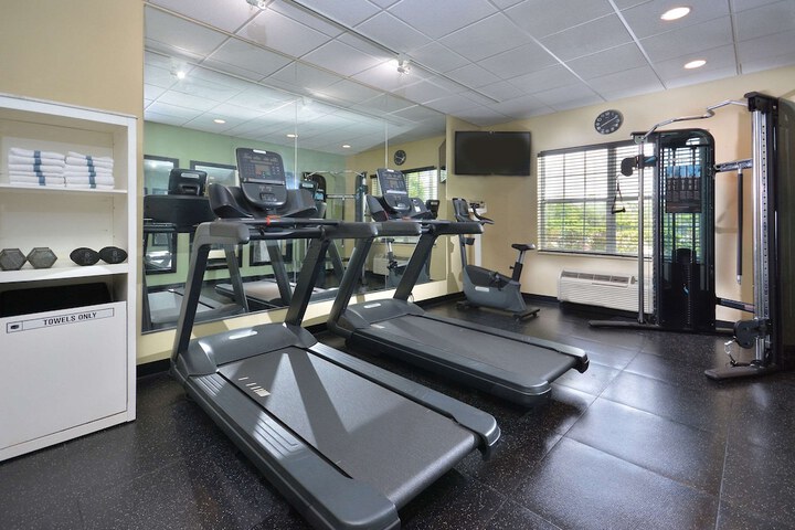 Country Inn & Suites by Radisson Asheville West near Biltmore