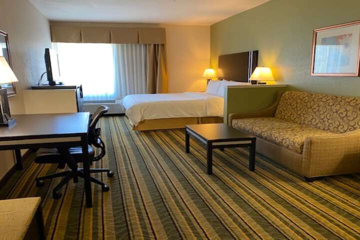 Room 37 of 150