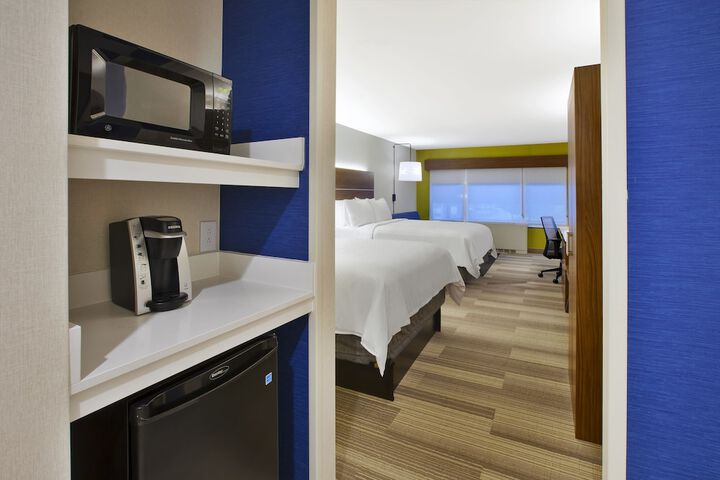Holiday Inn Express Hotel & Suites Rochester - Victor by IHG