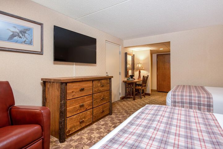 Room 13 of 32