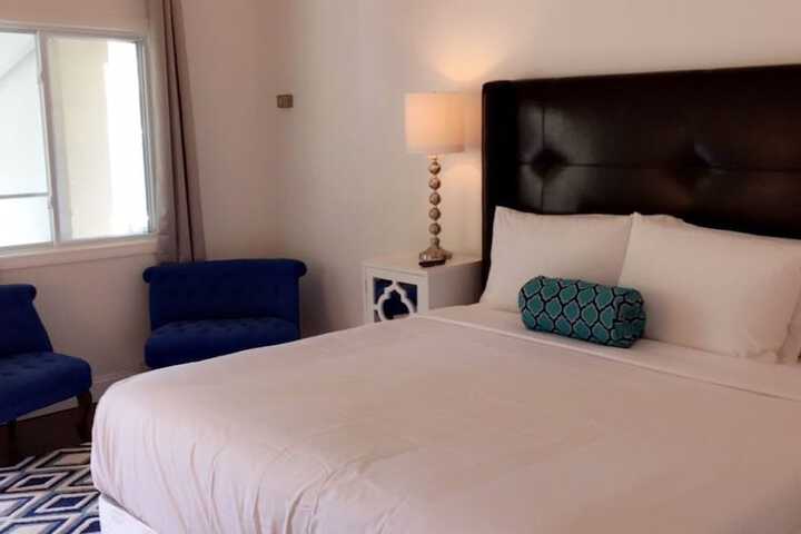 Room 8 of 8