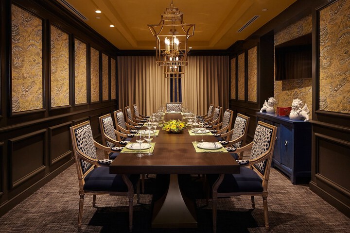 Dining 70 of 85