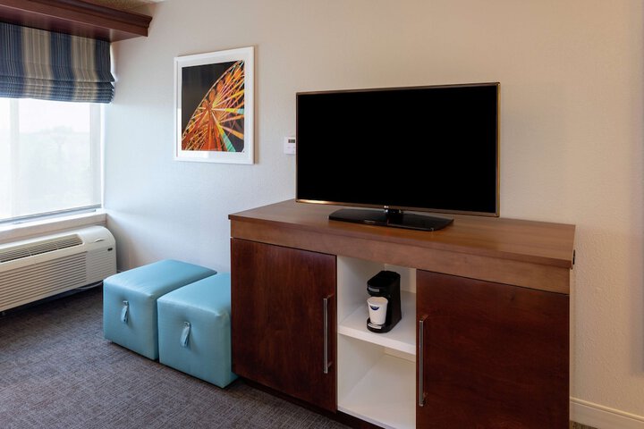 Room 23 of 44