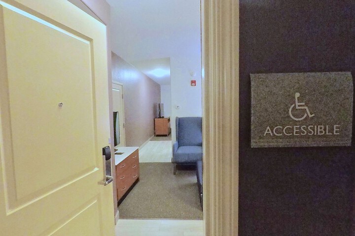 Room 45 of 92