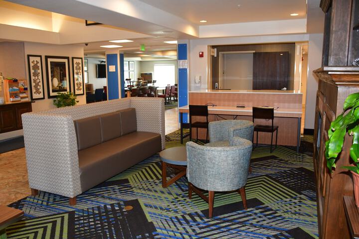 Hotel 2 of 63