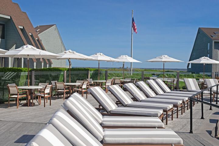 The Surf Club