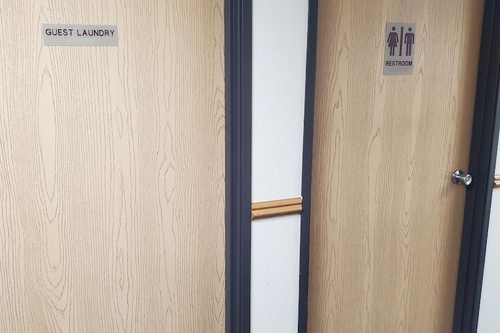 Ballroom/Hall 48 of 59