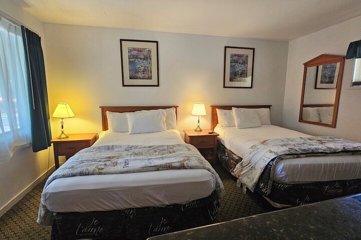 Room 33 of 71