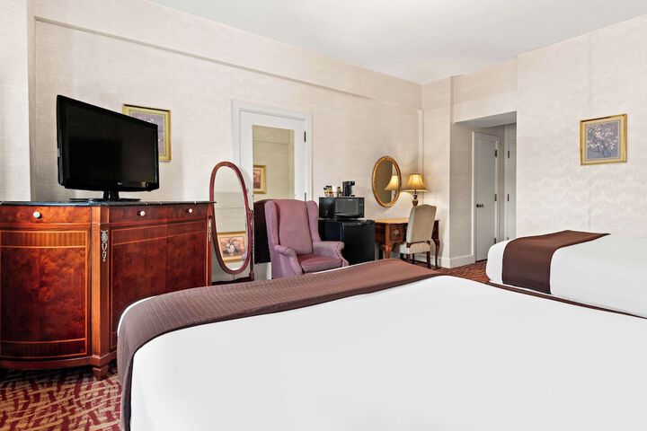 Room 29 of 46