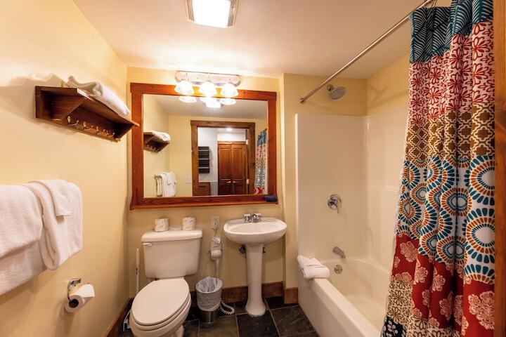 Room 29 of 48