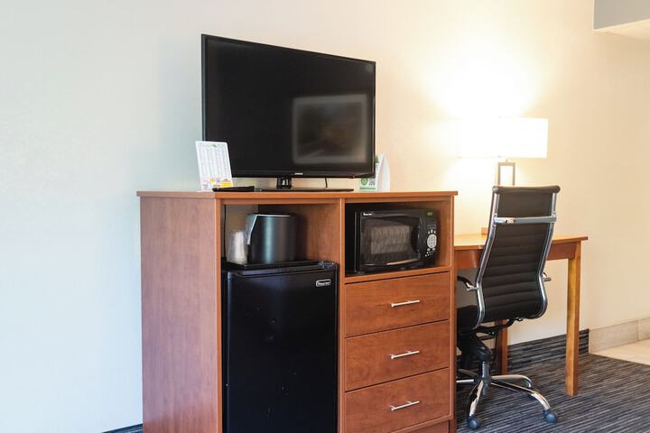 Twin Mountain Inn & Suites