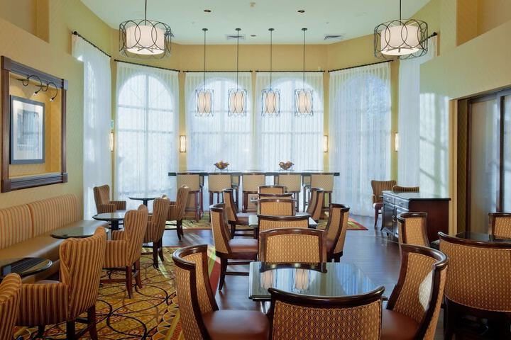 Dining 48 of 66